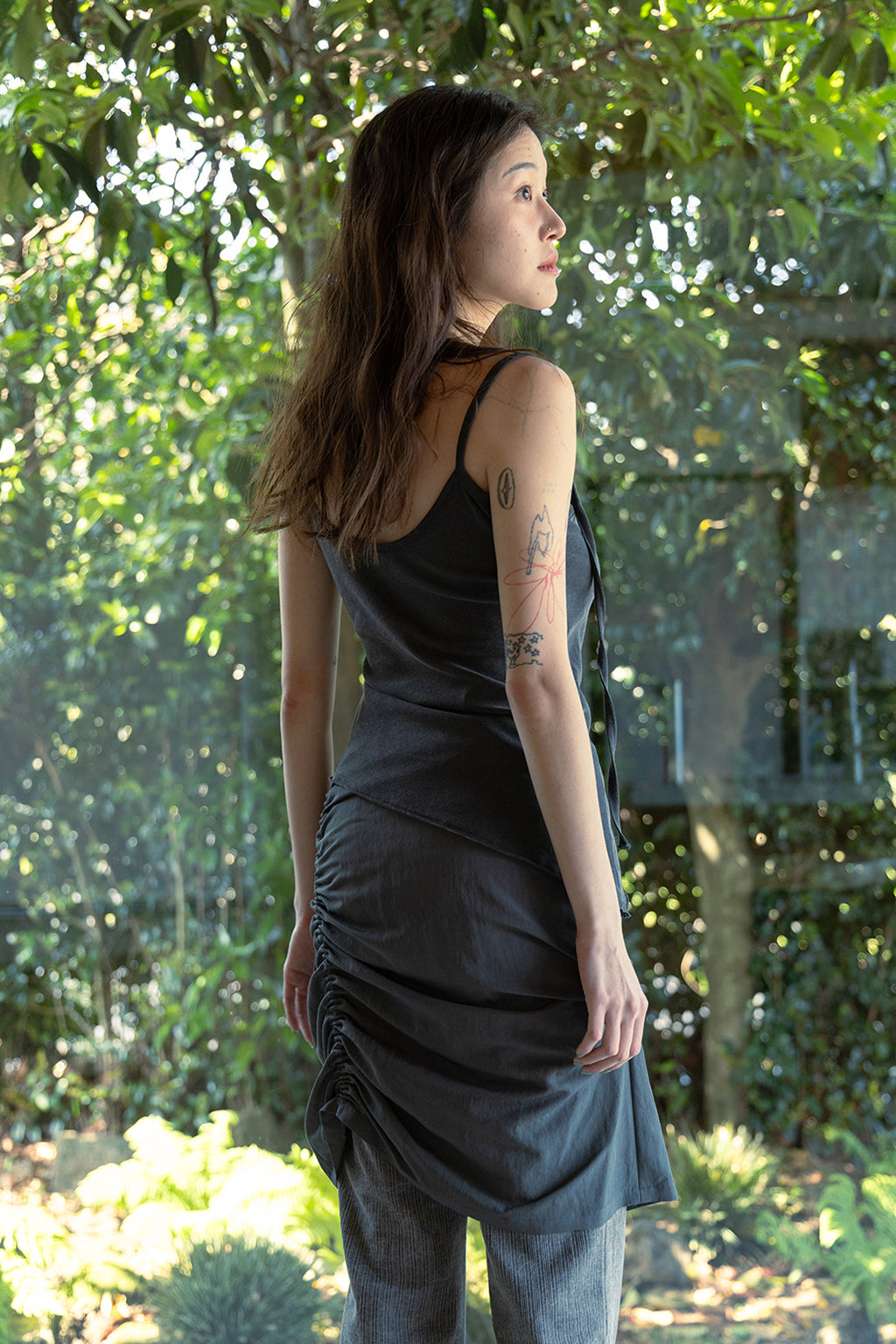 RAW CUT CAMI / CHARCOAL