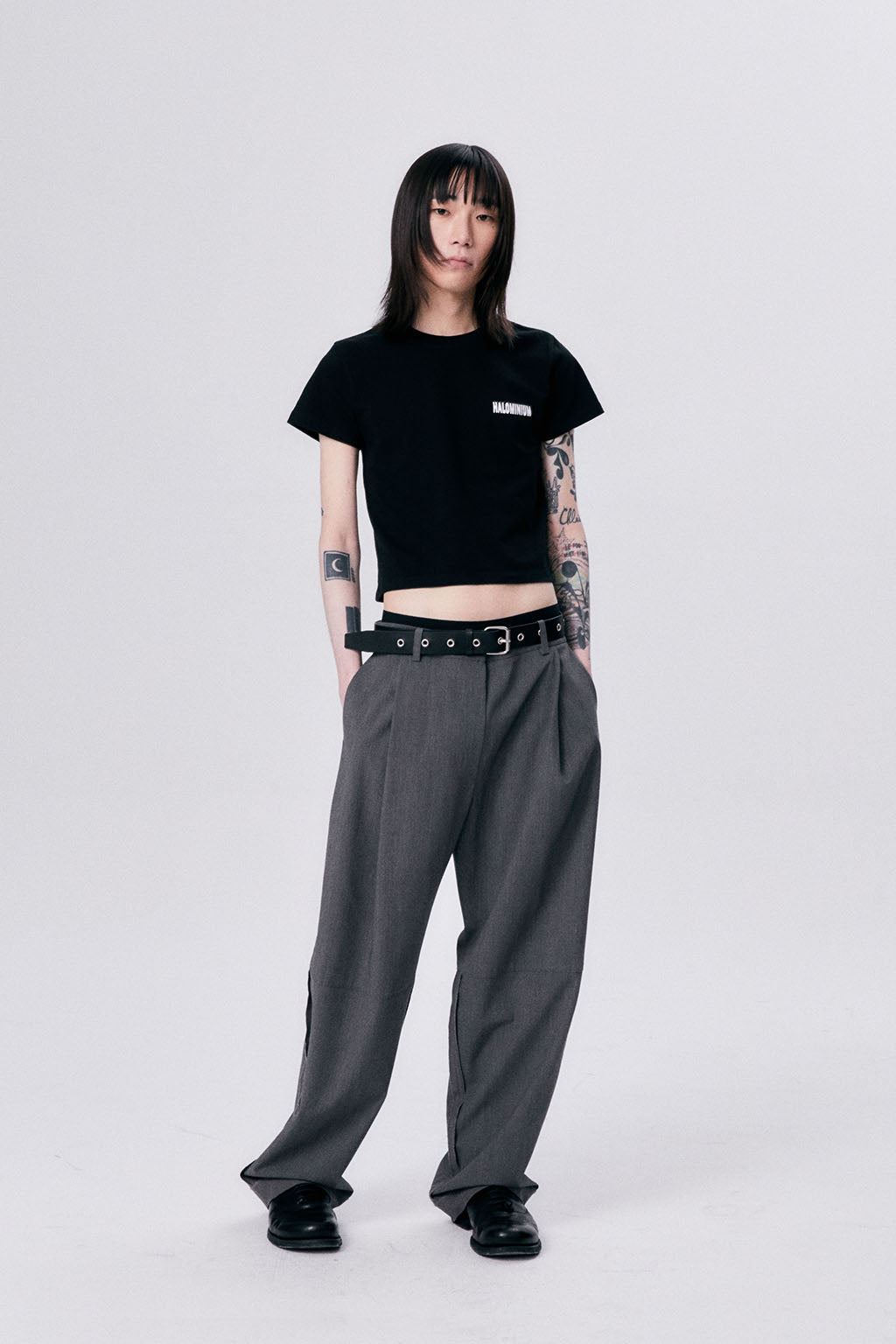 WAVE BACK YOKE TIGHT TEE / BLACK