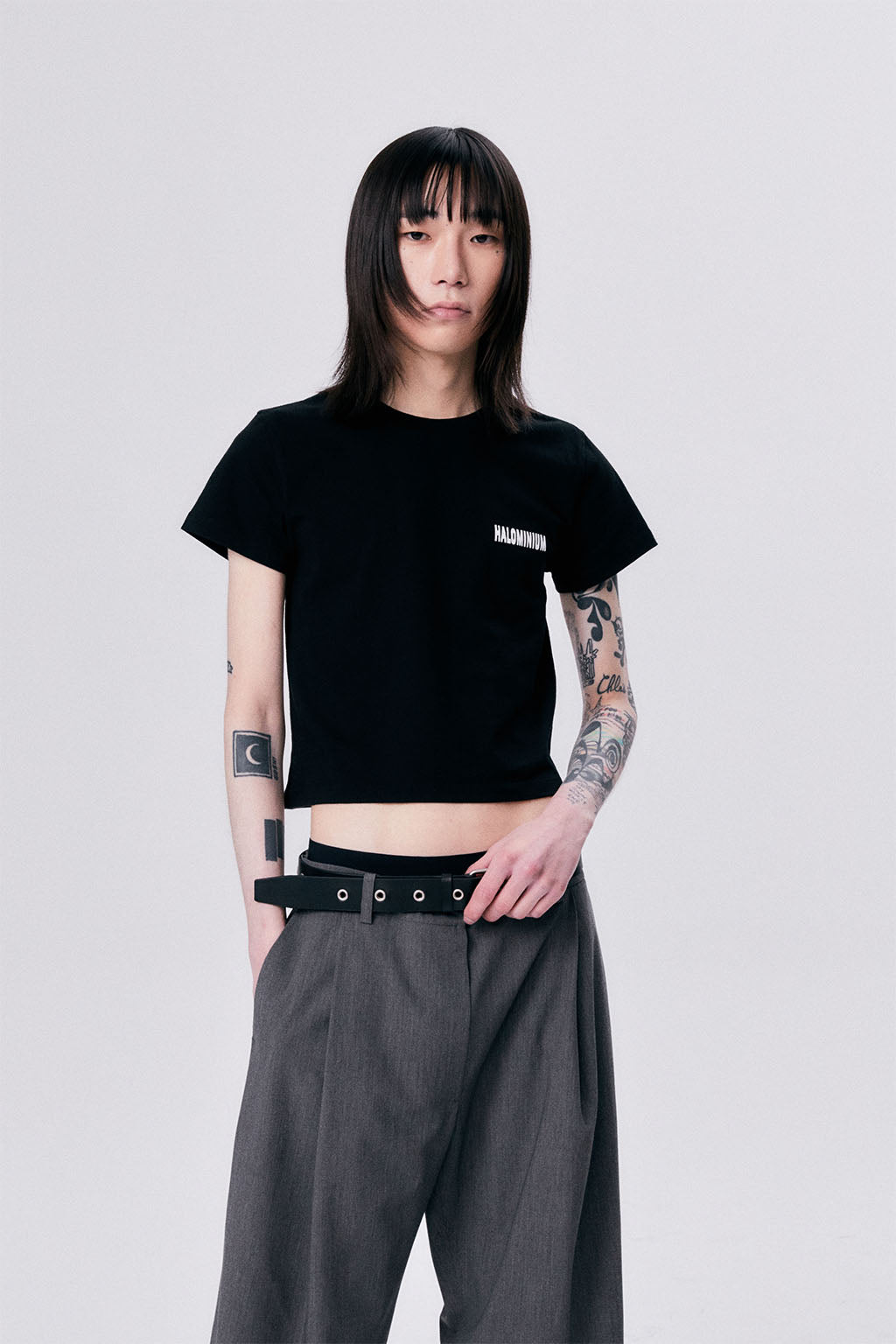 WAVE BACK YOKE TIGHT TEE / BLACK