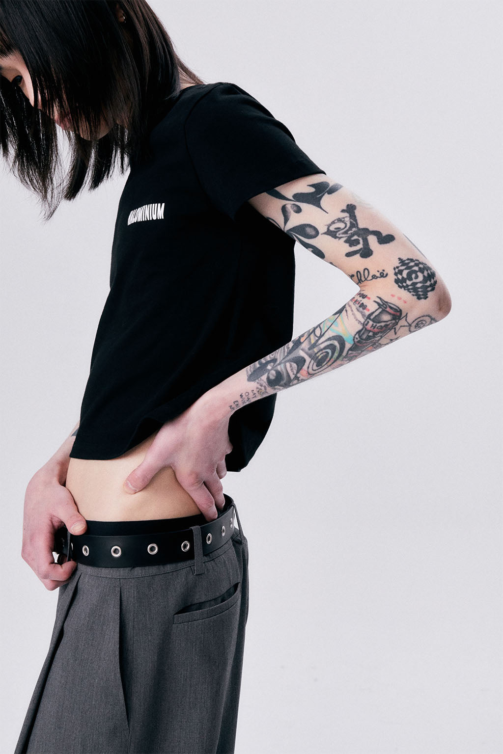 WAVE BACK YOKE TIGHT TEE / BLACK