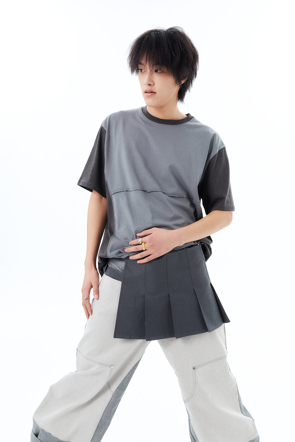 MICRO BUCKLE SKIRT / GRAY