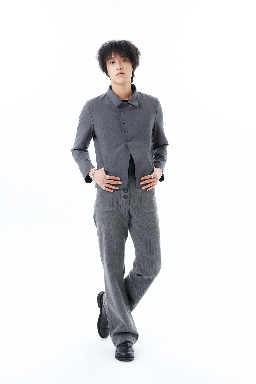 DOUBLE-BUTTON JACKET / GRAY