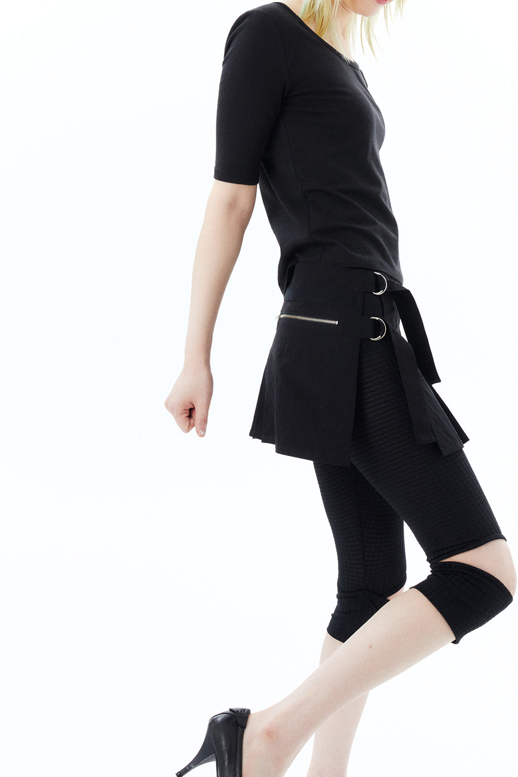 2 IN 1 LAYERED TOP / BLACK