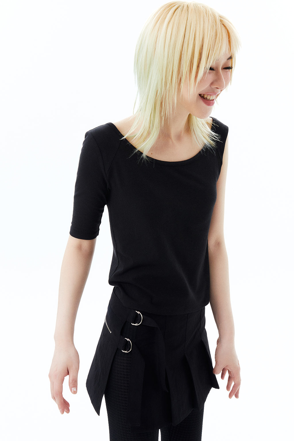 2 IN 1 LAYERED TOP / BLACK
