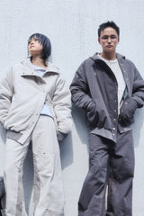 HOODED PUFFER JACKET / CHARCOAL