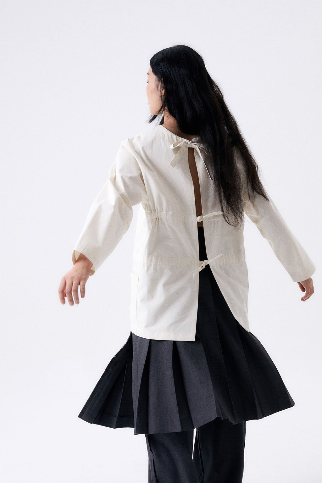 BACK RIBBON SMOCK 2 / ECRU