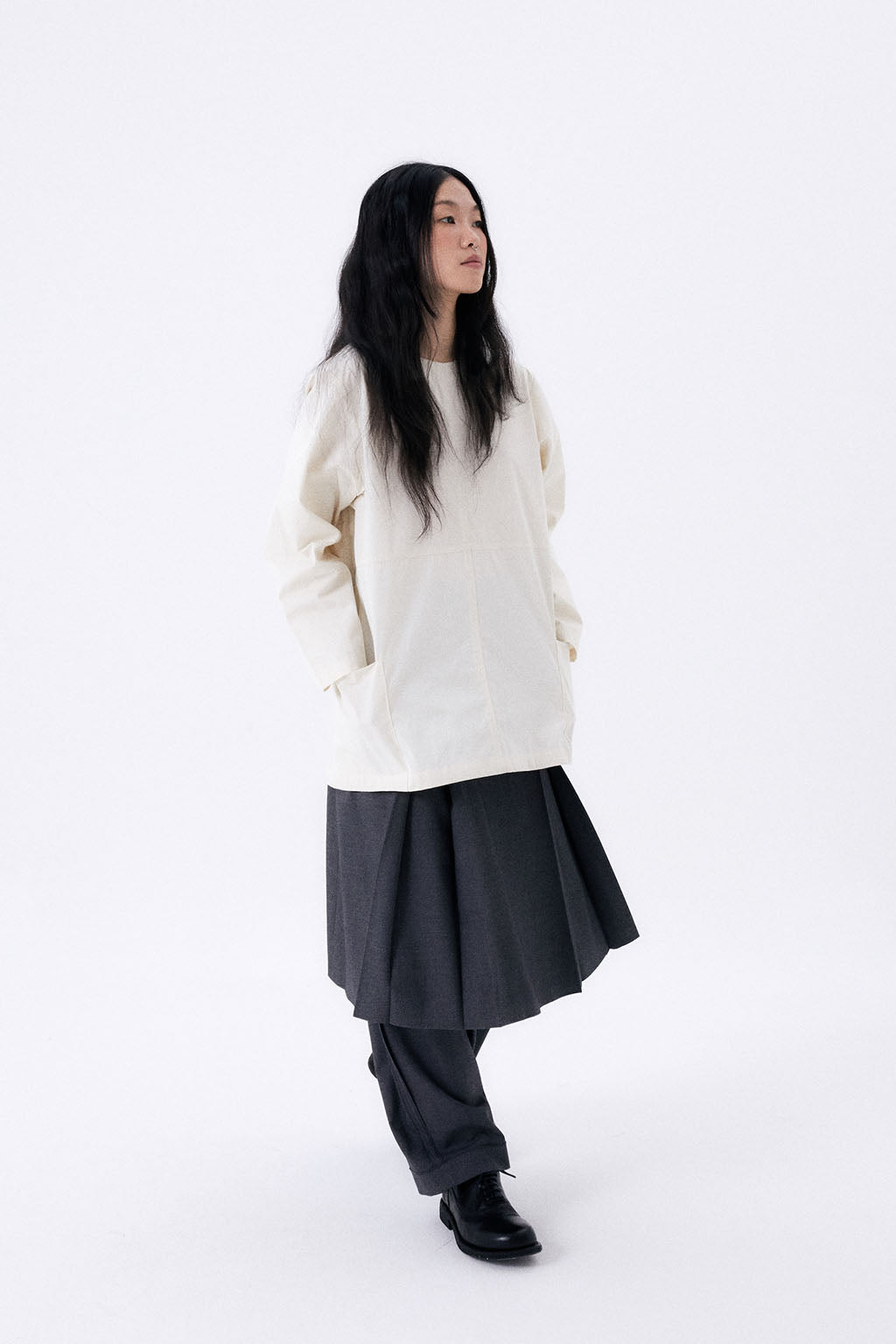 BACK RIBBON SMOCK 2 / ECRU