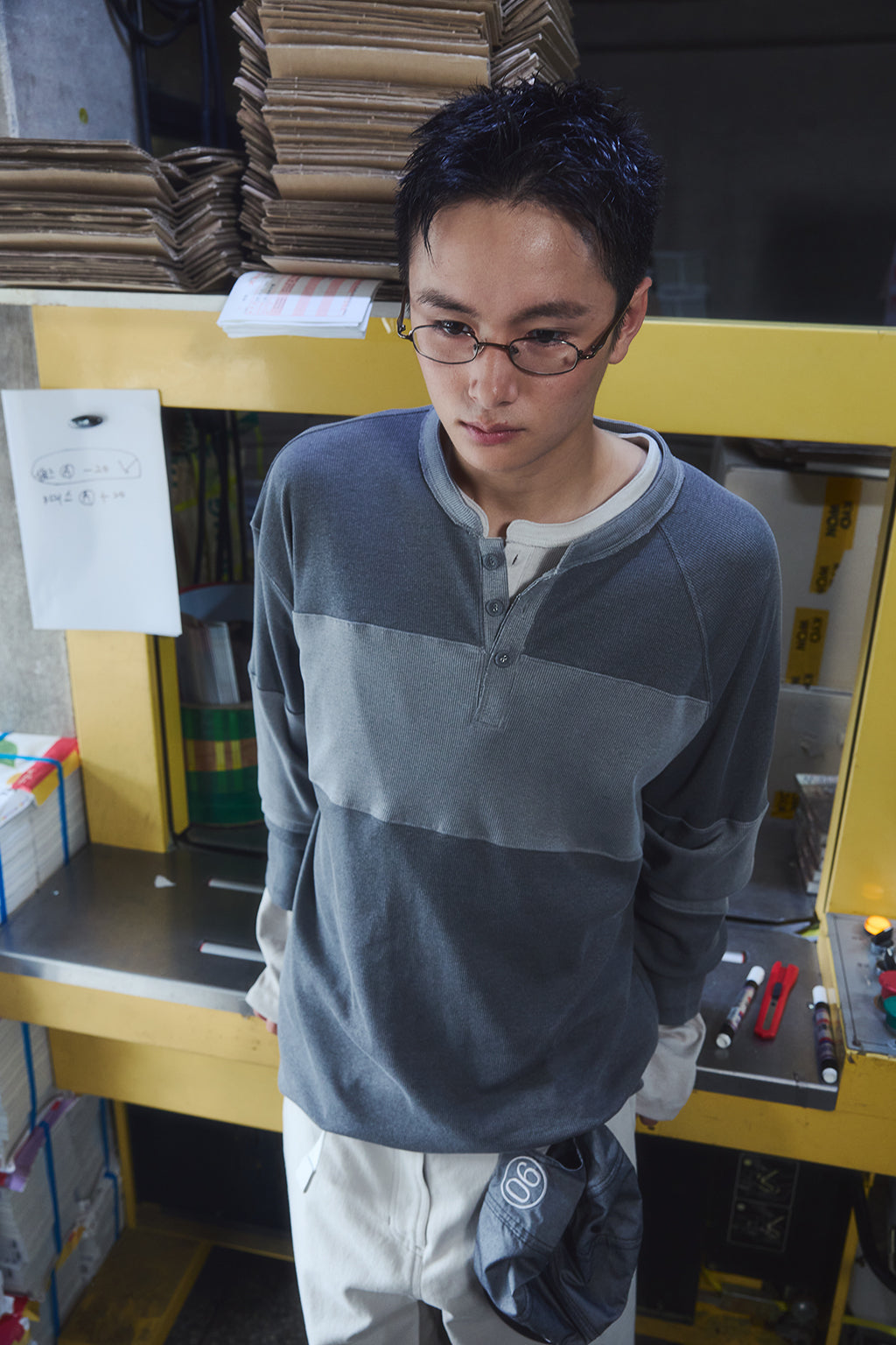 OVERSIZED HENLEY TEE / DARK GRAY