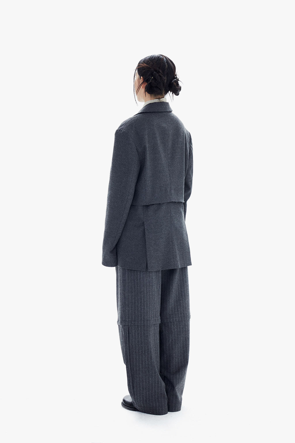 WOOL STRIPED PANTS / GRAY