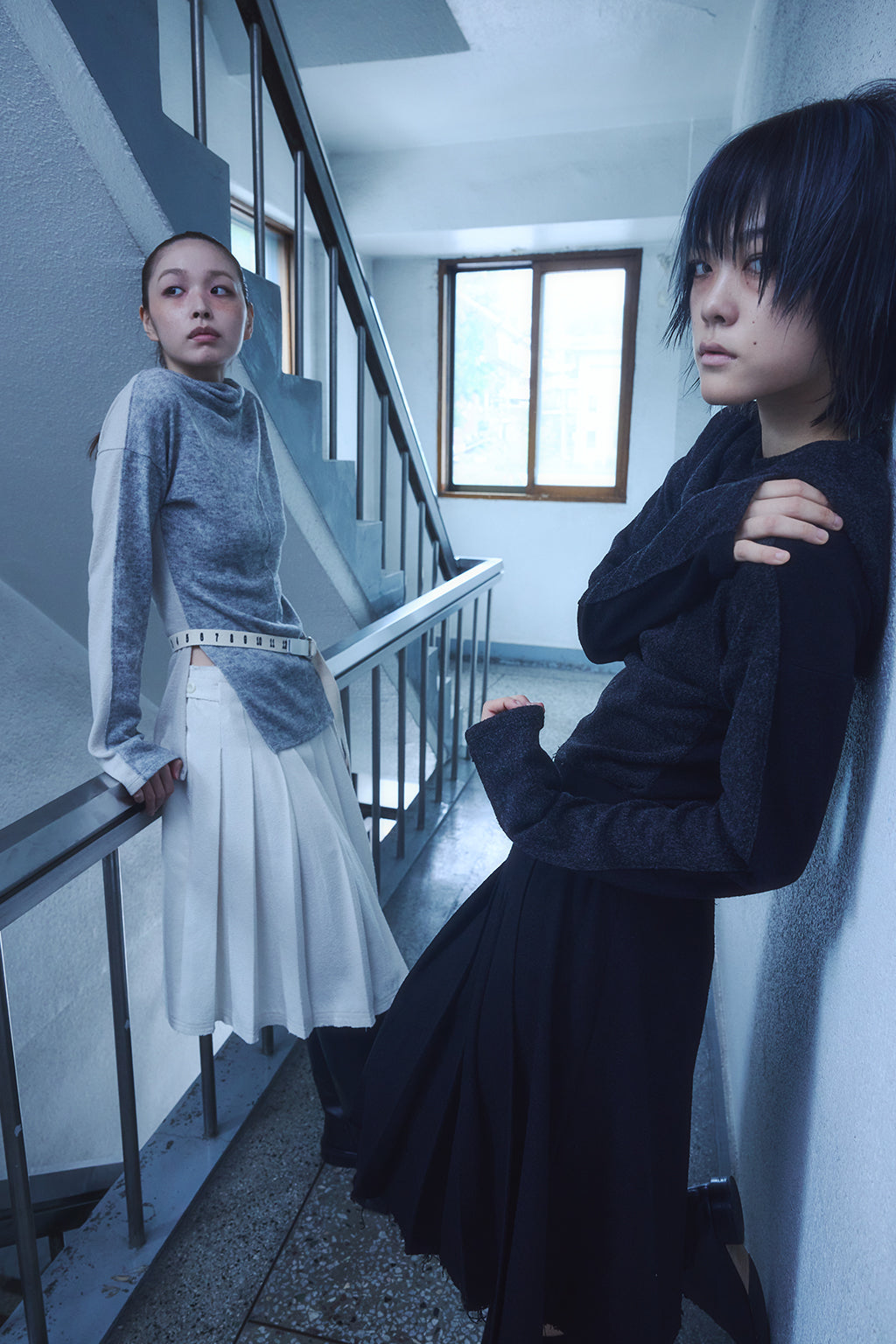 SIDE SLIT HOODIE / GRAY