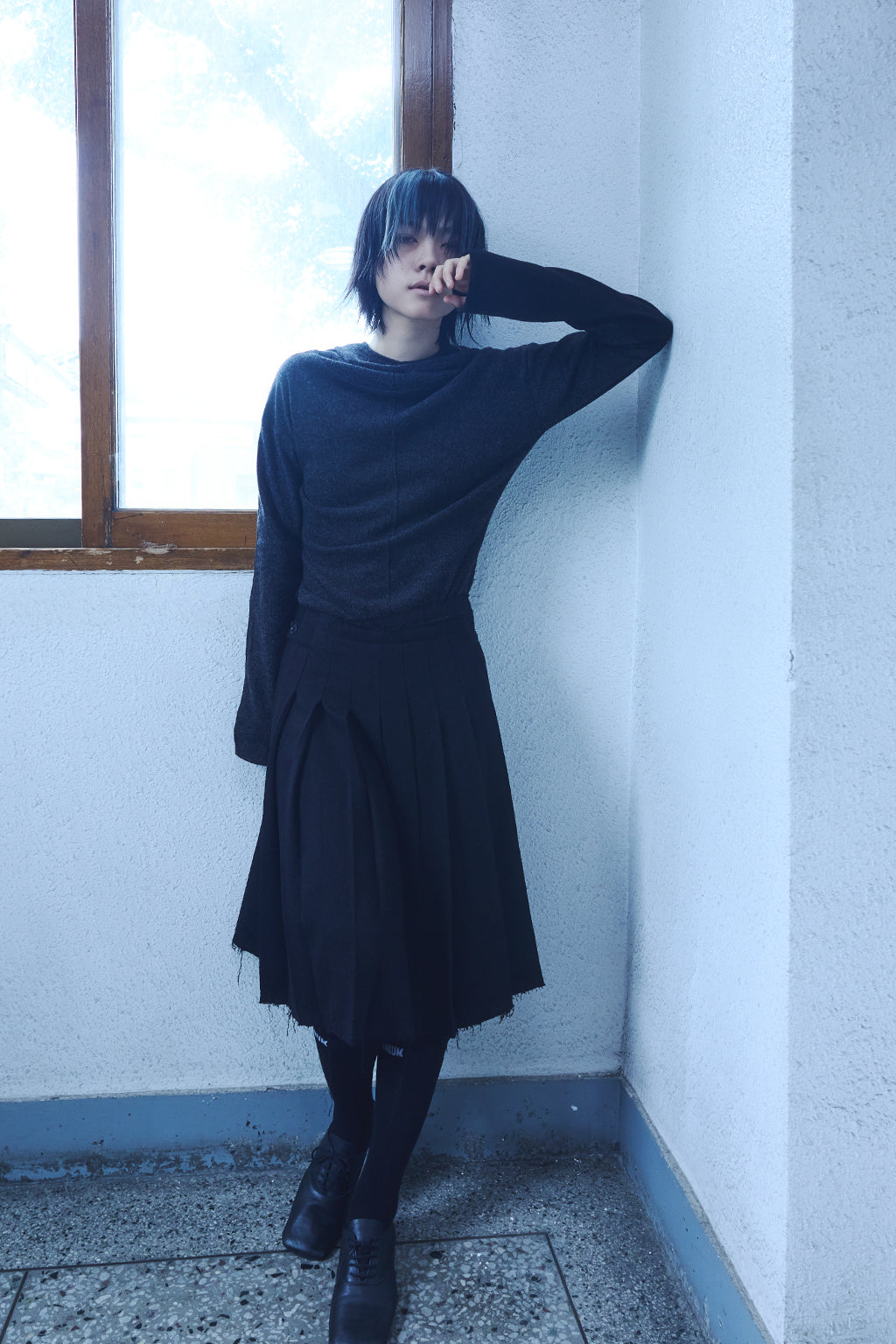 SIDE SLIT HOODIE / BLACK