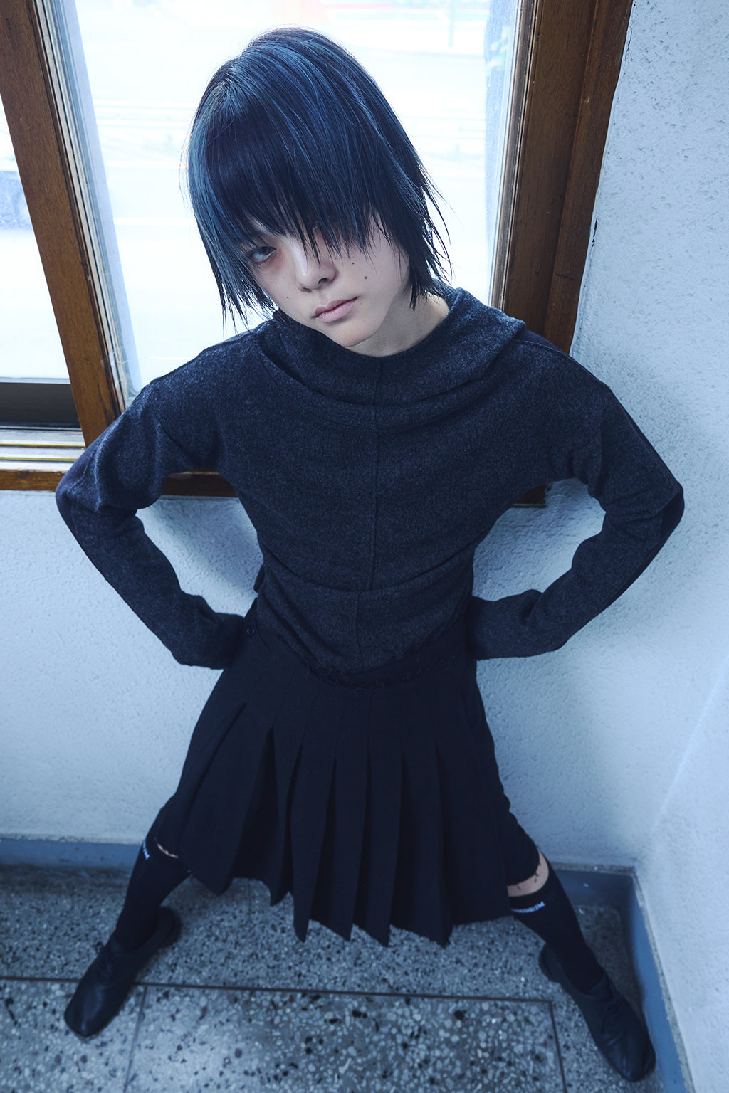 SIDE SLIT HOODIE / BLACK