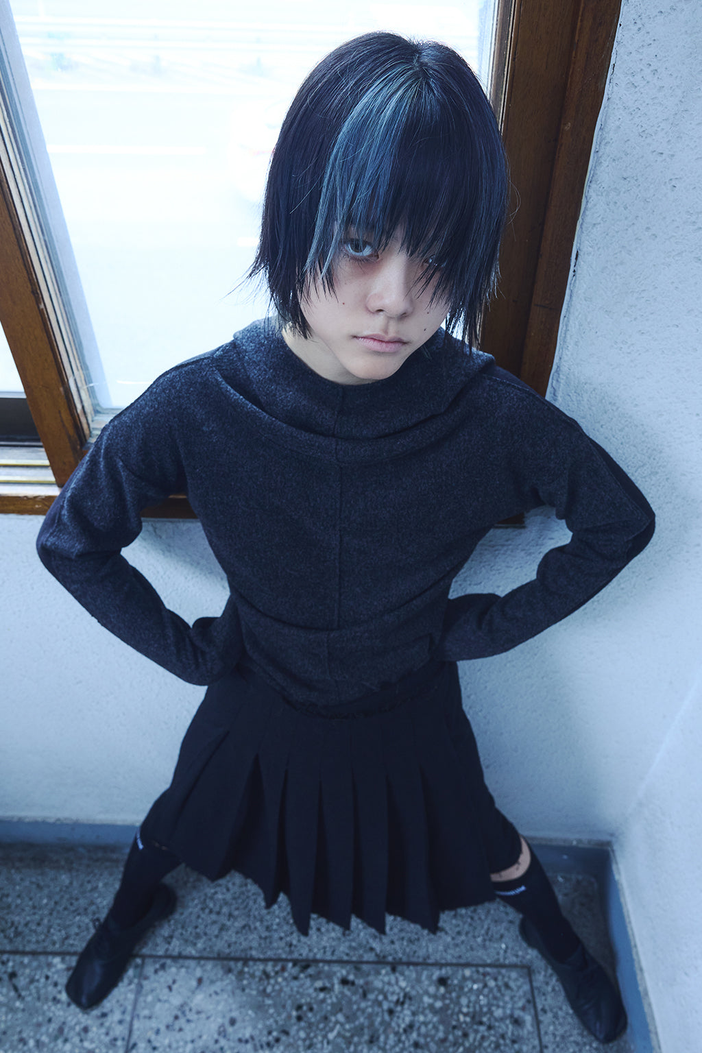SIDE SLIT HOODIE / BLACK