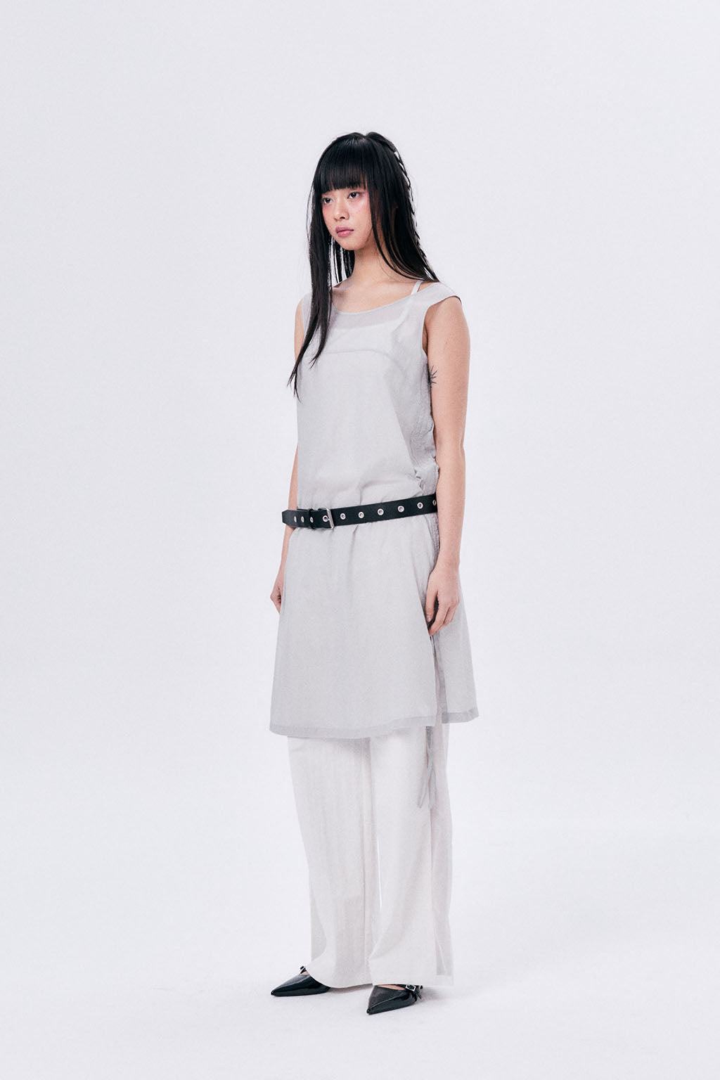 CHECK SHIRRED DRESS / LIGHT GRAY