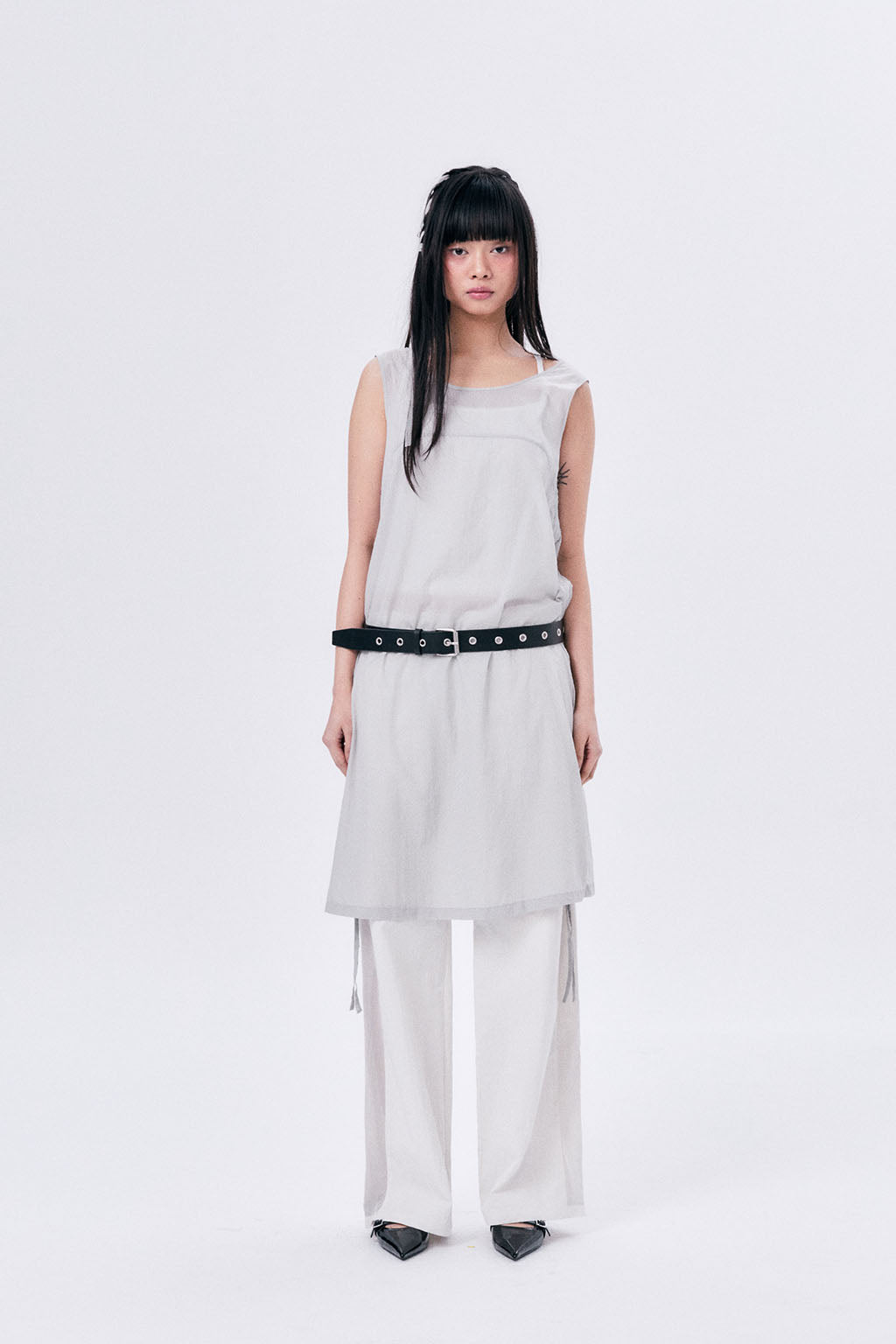 CHECK SHIRRED DRESS / LIGHT GRAY